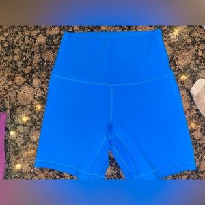 Lululemon Align Shorts 6 inchseam size 4 Poolside